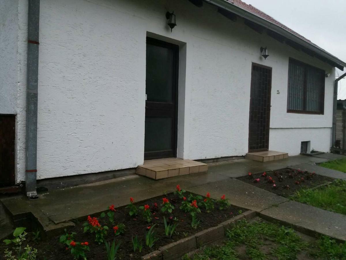 Apartman Romy Pancevo Exterior photo
